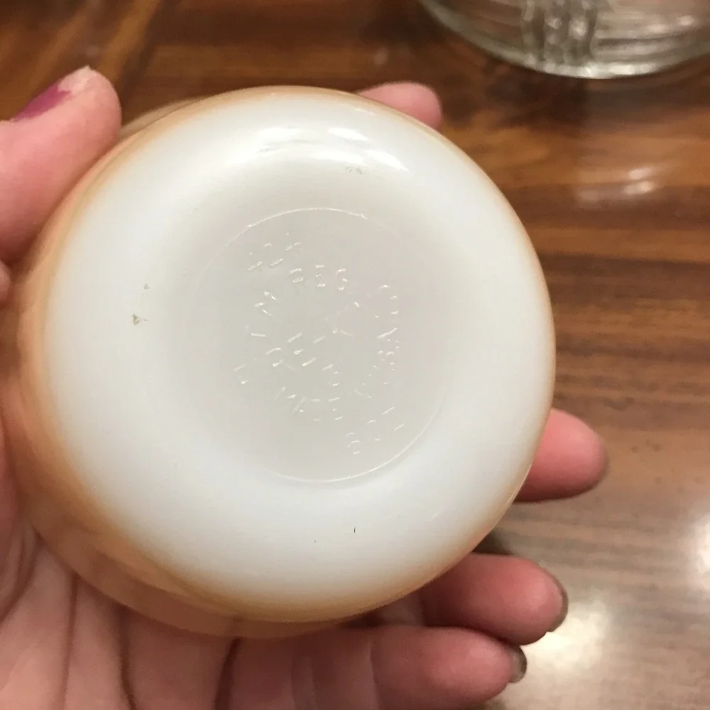 fire king peach luster‎ berry dish bowl